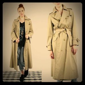 Vintage 💯Authentic BURBERRY TRENCH